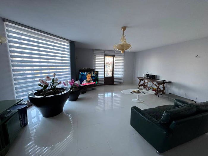 Casa con 6 locali in vendita in Via Fontemorana, Bacchereto, Carmignano