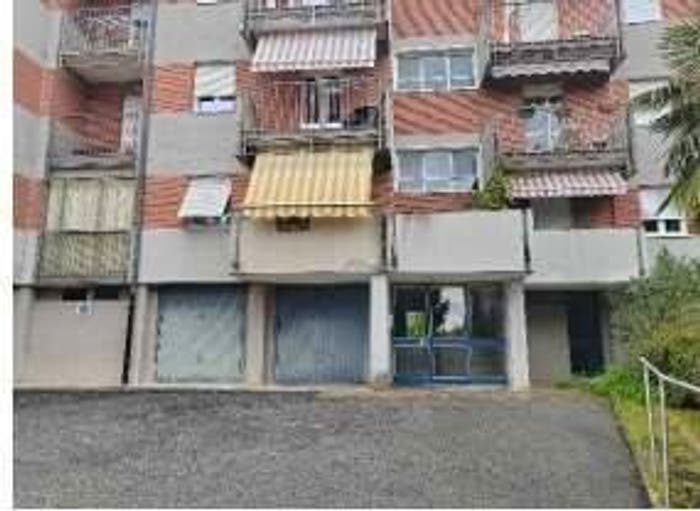 Appartamento trilocale in vendita in Via Presolana, Valle Olona, Varese
