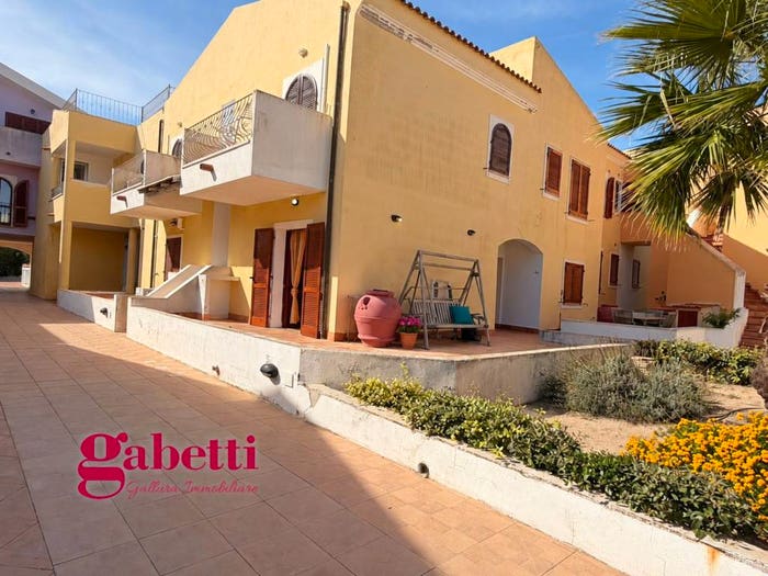 Appartamento monolocale in vendita in Via Lu Brandali snc, Santa Teresa Gallura