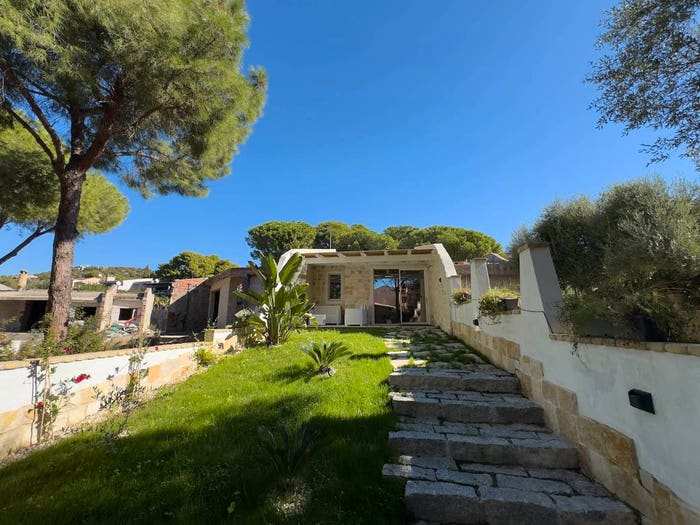 Casa trilocale in vendita in Via dei Pini, Capitana, Quartu Sant'Elena