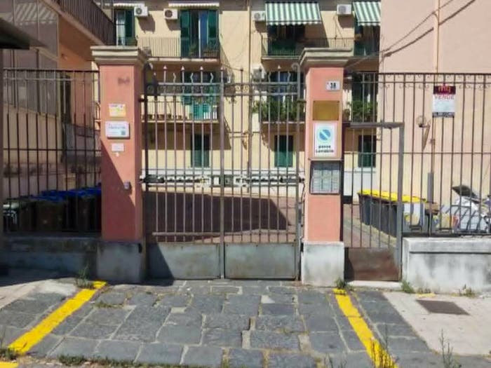 Appartamento quadrilocale in vendita in Via Bellinzona, Giostra, Messina