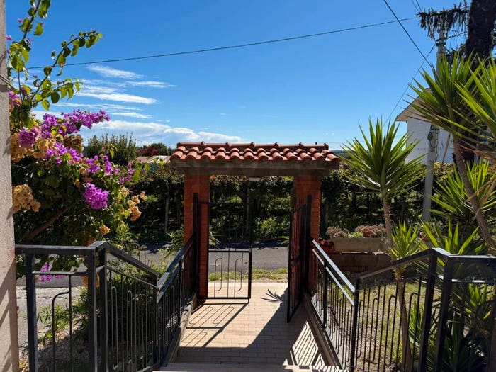 Casa con 6 locali in vendita in Villa Selciaroli, Crecchio