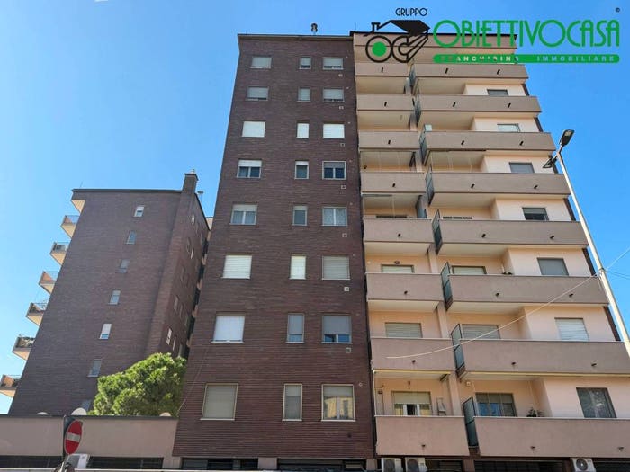 Appartamento quadrilocale in vendita in Via Guglielmo Marconi, Centro, San Giuliano Milanese