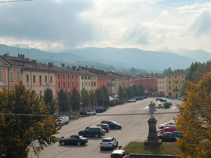 Appartamento trilocale in vendita in Piazza Cristoforo Colombo, San Giovanni San Bernardino, Bettola