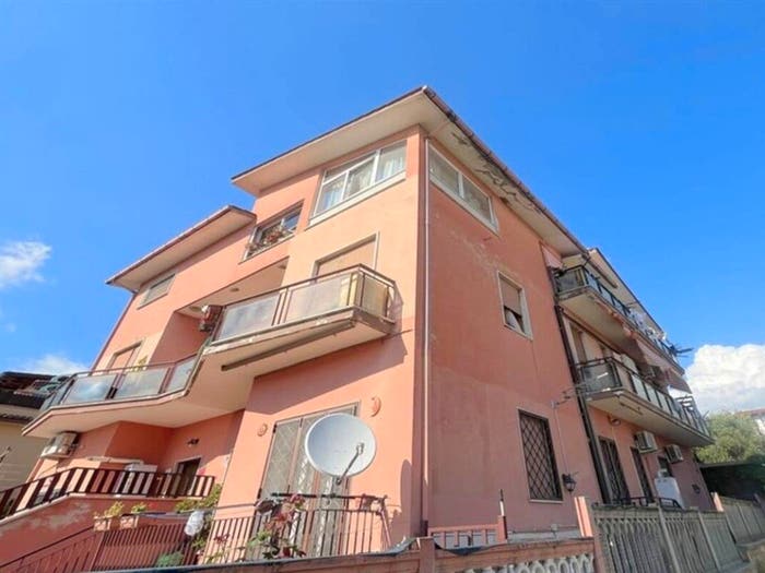 Appartamento trilocale in vendita in Via Cupello, Castelverde, Roma