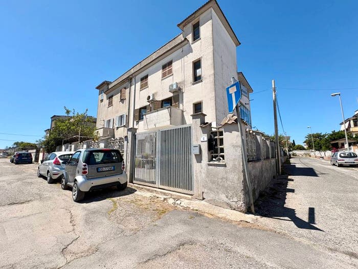 Appartamento trilocale in vendita in Via Monte Catinaccio, San Giacomo Santa Barbara, Nettuno