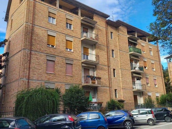 Appartamento con 5 locali in vendita in Via Gaspare Spontini, Ascoli Piceno