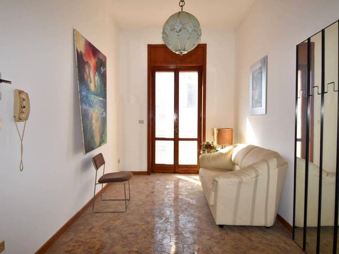 Appartamento con 5 locali in vendita in Via V Maremonti, Campi Salentina