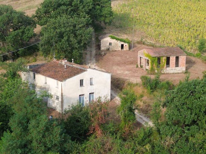 Casa con 5 locali in vendita in Fratta Todina
