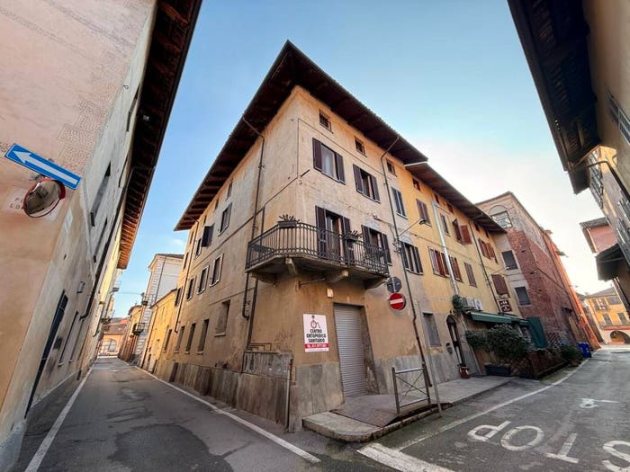 Appartamento quadrilocale in vendita in Via Pertusia Lomellini, Centro, Carmagnola