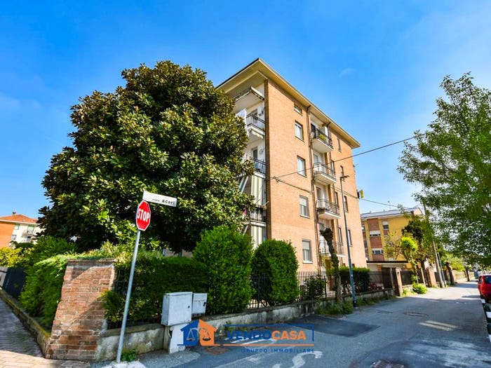 Appartamento quadrilocale in vendita in Via Aceri, Centro, Caselle Torinese