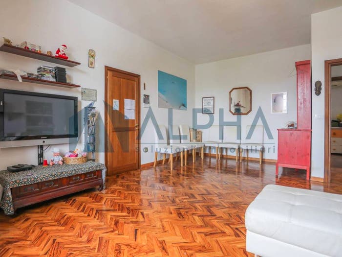 Casa con 6 locali in vendita in Viale dell'Appennino, San Martino in Strada, Forlì