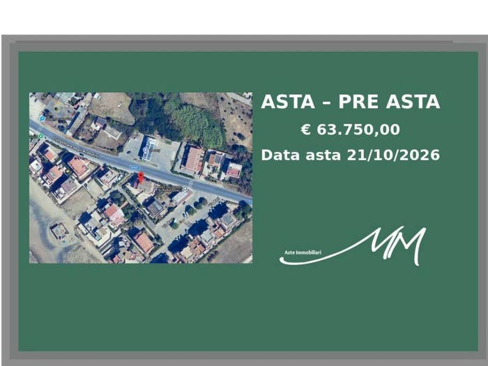 Appartamento quadrilocale in vendita in Lungomare Degli Ardeatini, Marina di Ardea, Ardea