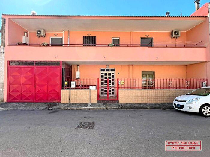 Casa quadrilocale in vendita in Via Zara, Centro, Marigliano