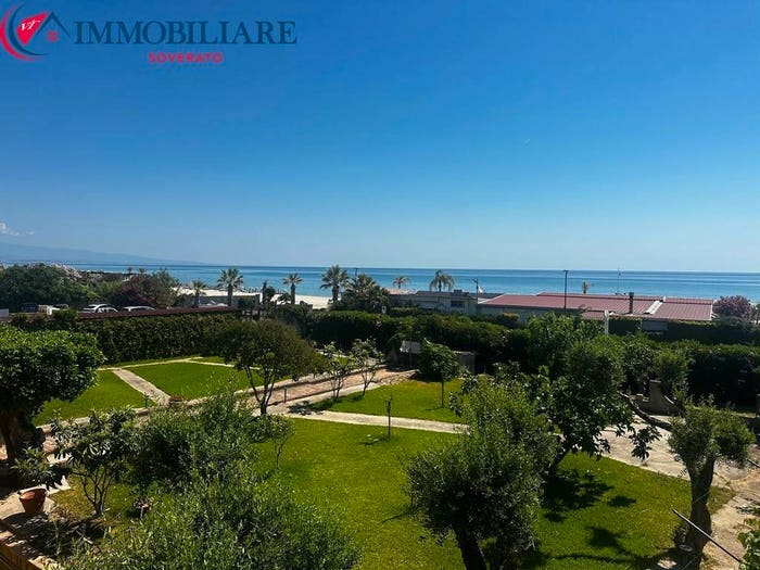 Appartamento trilocale in vendita in Via Lungomare, San Sostene Marina, San Sostene