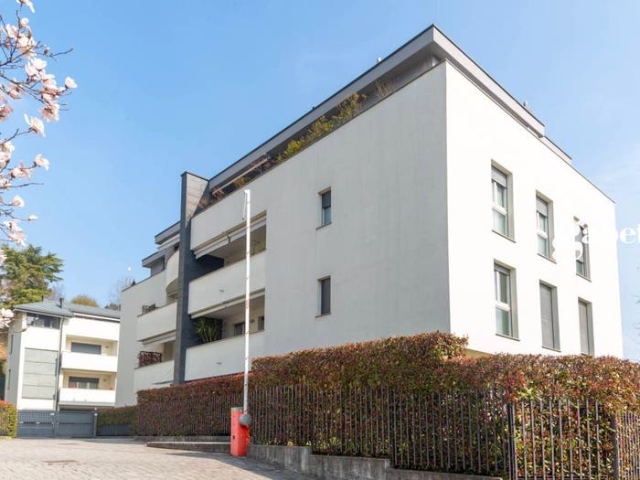 Appartamento trilocale in vendita in Via Edomondo De Amicis, Centro, Mariano Comense