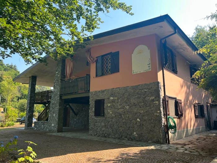 Casa con 6 locali in vendita in Largo Annunziata, Centro, Villanova Mondovì