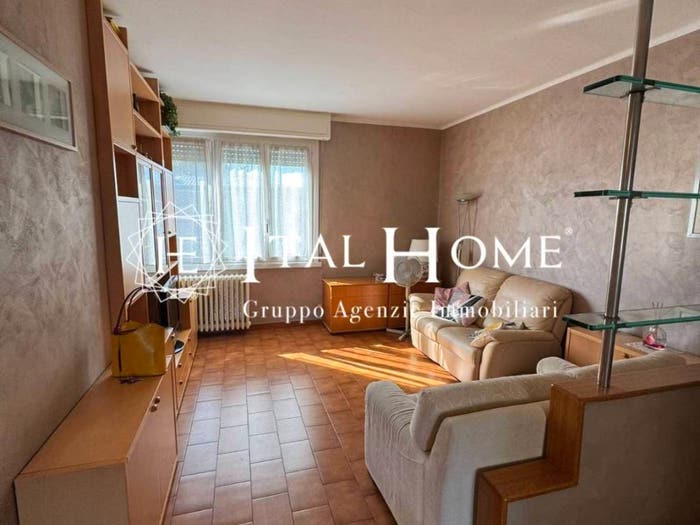 Appartamento quadrilocale in vendita in Via Giovanni Montemartini, Corvetto, Milano