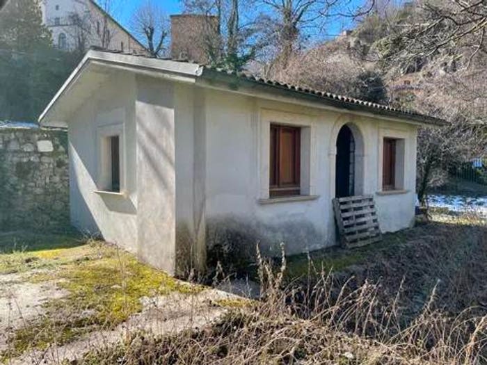 Casa bilocale in vendita in Urb I Vicolo Via Giuseppe De Amicis Alfedena, Alfedena