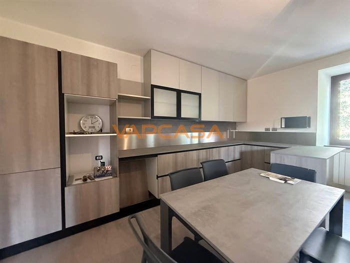 Appartamento trilocale in vendita in VIA FOSSE, Telgate