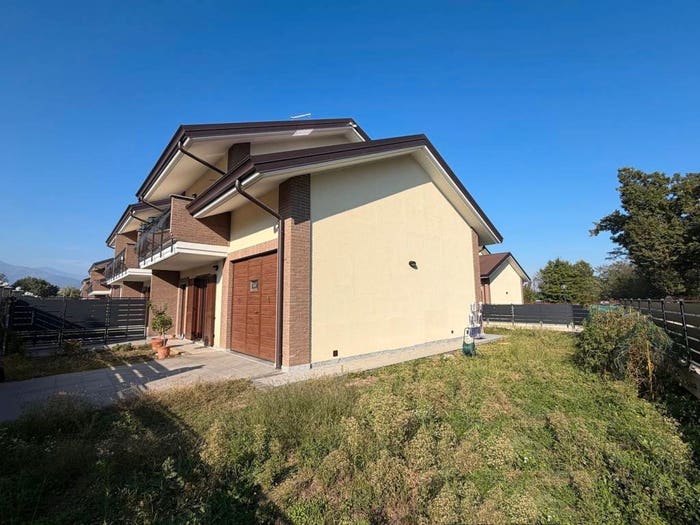 Casa con 5 locali in vendita in Via Alpignano, San Gillio