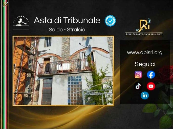 Appartamento con 6 locali in vendita in Str Armino, Cocquio, CocquioTrevisago
