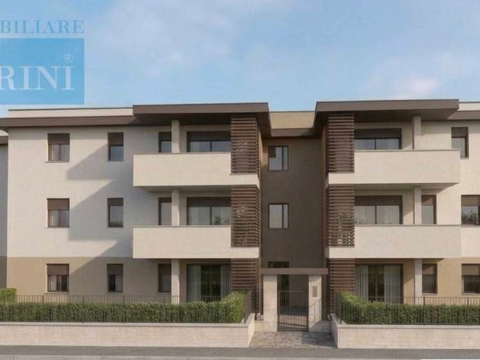 Appartamento trilocale in vendita in Via Crosara, Centro, Sommacampagna
