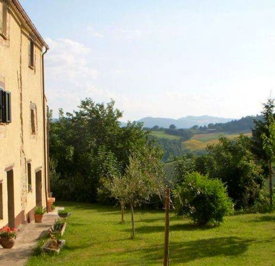 Casa con 6 locali in vendita in Via Del Montale, Montefelcino