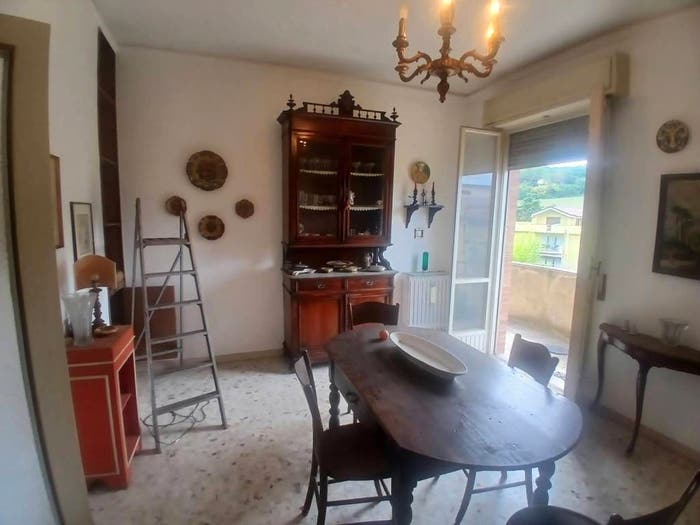 Appartamento con 5 locali in vendita in Viale Martiri della Resistenza, Viale Trento e Trieste Montepincio, Spoleto