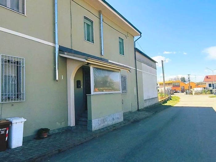 Appartamento trilocale in vendita in Via Santuario, Centro, Montà