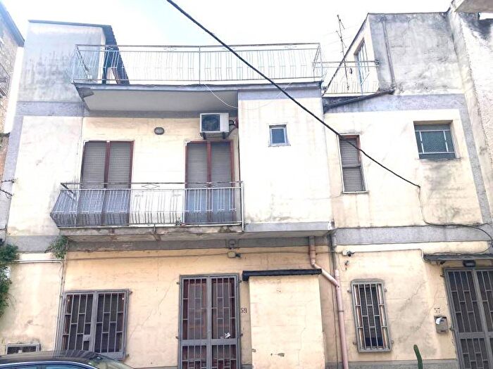Casa quadrilocale in vendita in Via Roma, Centro, Palma Campania