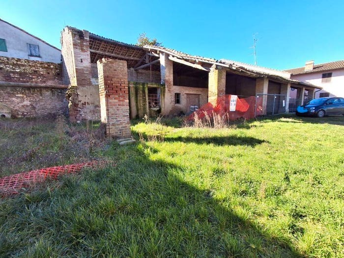Casa con 5 locali in vendita in MONTEBELLO DELLA BATTAGLIA VIA CAMILLO BENSO CAVOUR, Montebello, Montebello della Battaglia