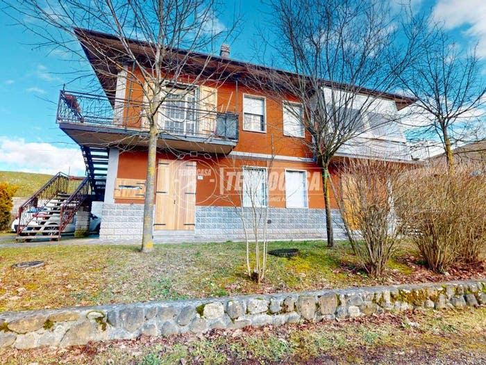Appartamento trilocale in vendita in Via Europa, Montese