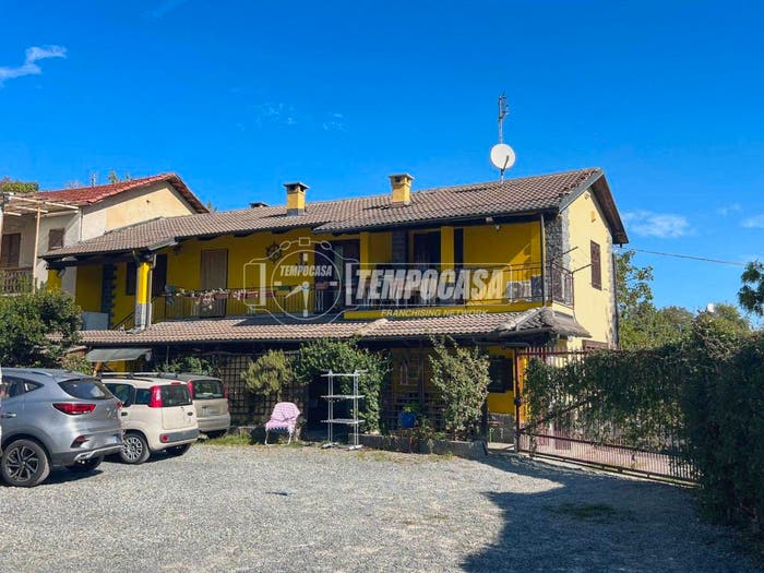 Casa con 6 locali in vendita in Via Merlino, Sangano