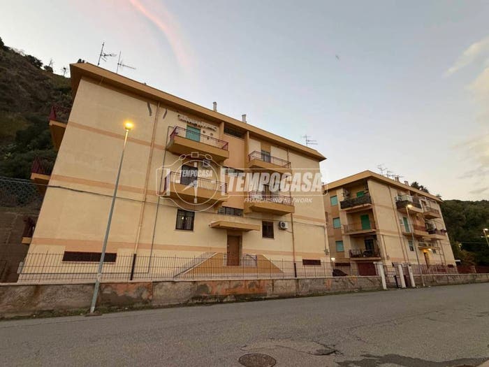 Appartamento quadrilocale in vendita in Strada Provinciale, Giampilieri, Messina
