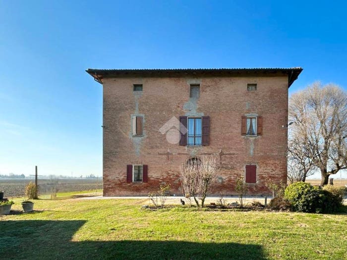 Casa con 6 locali in vendita in Via Idice Abbandonato, Frazioni di Molinella, Molinella