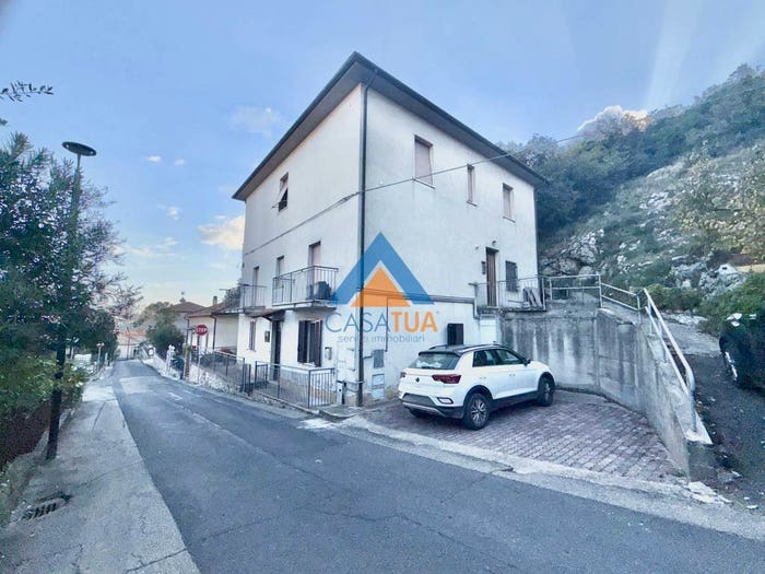 Appartamento bilocale in vendita in Via Rimembranze, Centro, Amelia