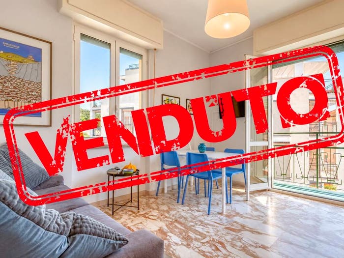 Appartamento bilocale in vendita in Via Gaetano Donizzetti, Centro, Finale Ligure