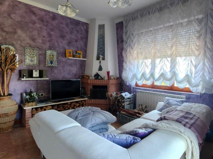 Casa quadrilocale in vendita in Località Castiglione, Bagnone