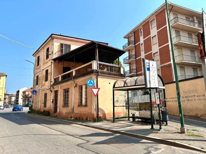 Casa con 6 locali in vendita in Piazza Maggio, Corso Alessandria, Asti