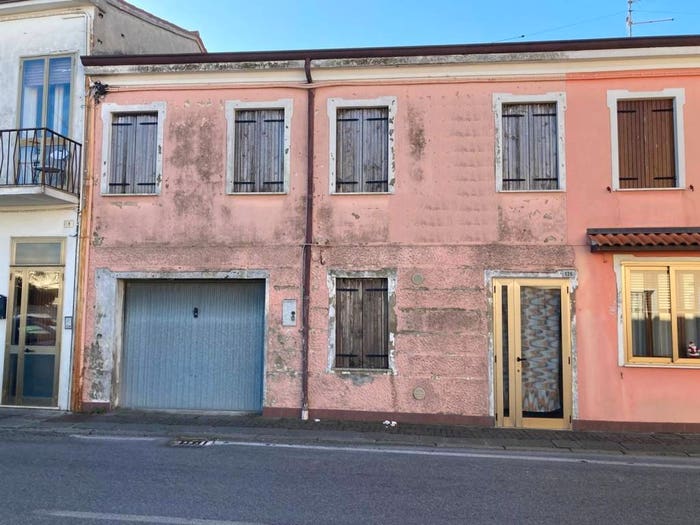 Casa in vendita in Via Roma, Centro, Pozzonovo