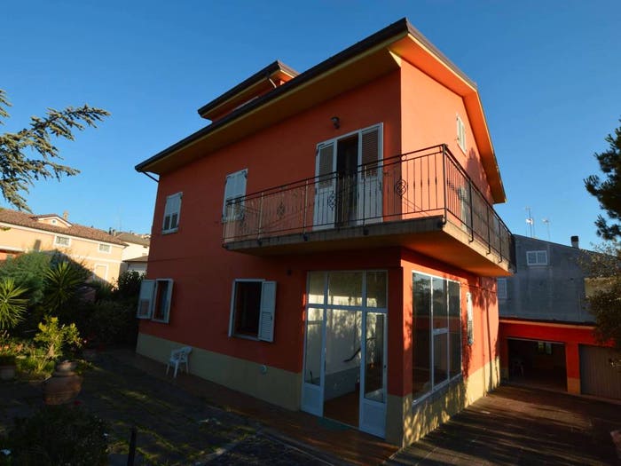 Casa con 6 locali in vendita in Via Fonti, Centro, Filottrano