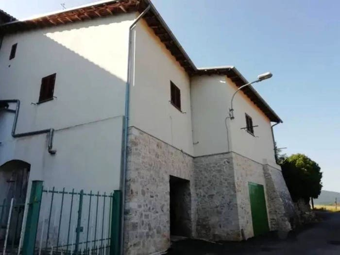 Casa con 6 locali in vendita in Località Colforcella, Cascia