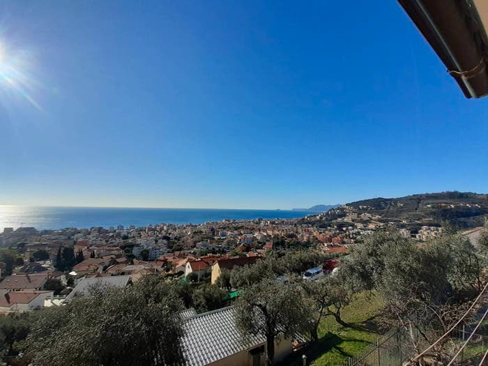 Appartamento con 6 locali in vendita in Via San Francesco, Centro, Pietra Ligure
