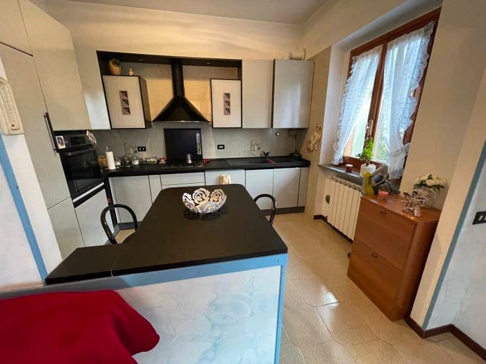 Appartamento trilocale in vendita in Via Bruno Rutto, Centro, Omegna