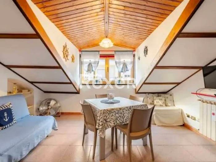 Casa bilocale in vendita in Via Giuseppe Berio, Oneglia, Imperia