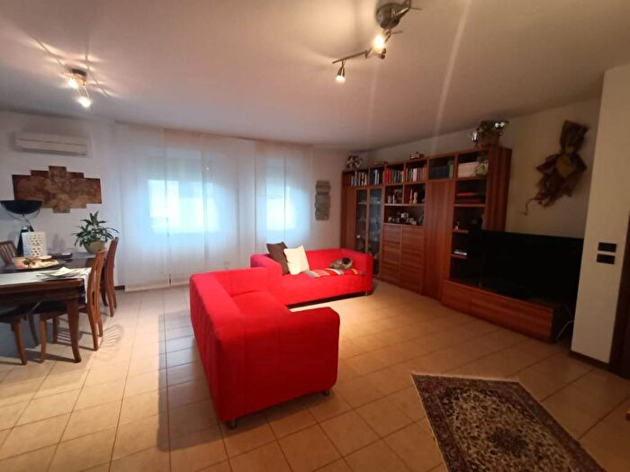 Appartamento quadrilocale in vendita in Via Monte Nevoso, Tombaccia, Pesaro