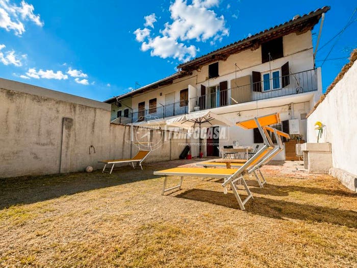 Casa quadrilocale in vendita in Via Fossali, Moncrivello