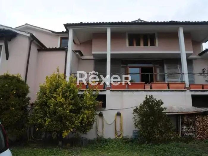 Casa con 6 locali in vendita in Via Monte Calcaro, Sacrofano
