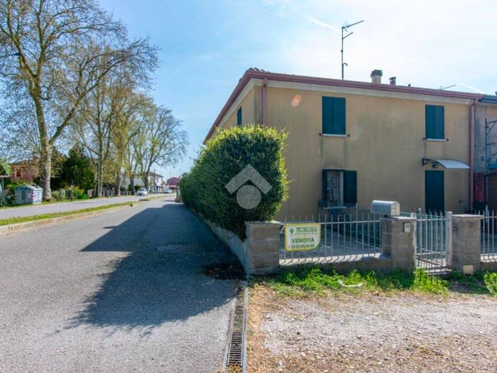 Appartamento bilocale in vendita in Via Buttifredo, San Martino, Ferrara